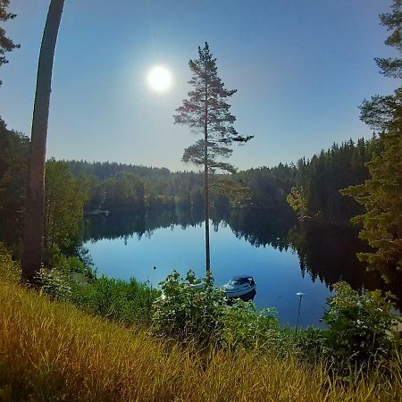 Villa Gladtjaern Smedjebacken Bagian luar foto