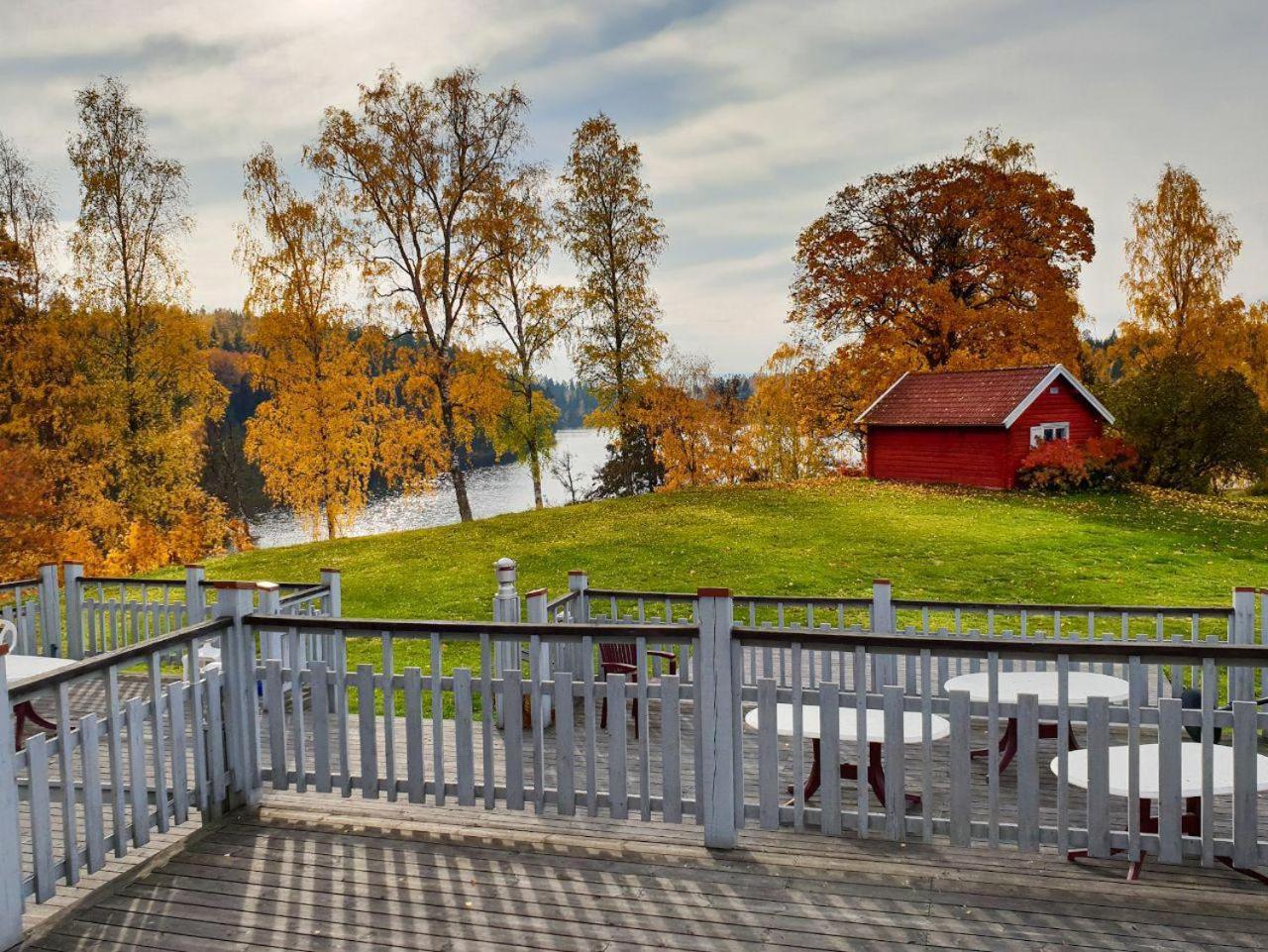 Villa Gladtjaern Smedjebacken Bagian luar foto