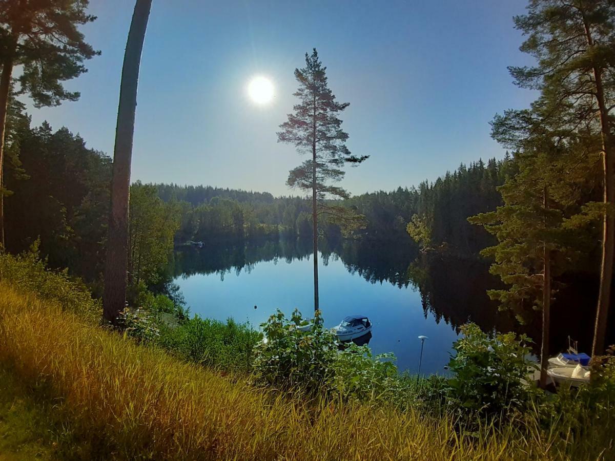 Villa Gladtjaern Smedjebacken Bagian luar foto